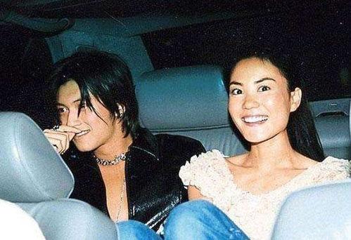 娱乐圈天天吃瓜,瓜田李下，揭秘明星幕后故事  第1张